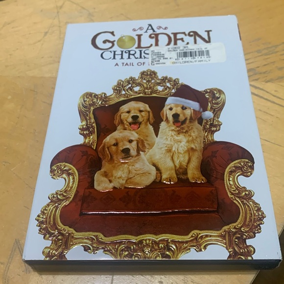 A Golden Christmas DVD-A Tail of Puppy Love - Picture 1 of 2